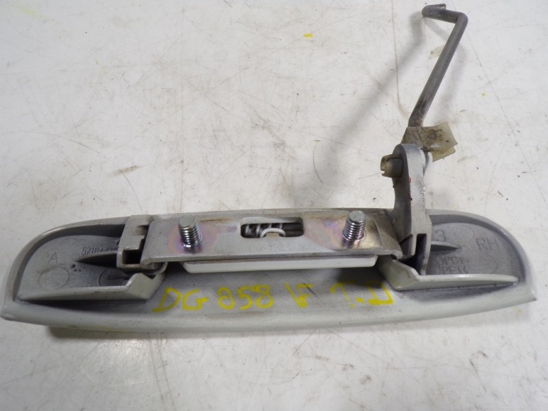 Recambio de maneta exterior trasera derecha para mitsubishi space star (a00) 1.2 referencia OEM IAM 5716A474WC  