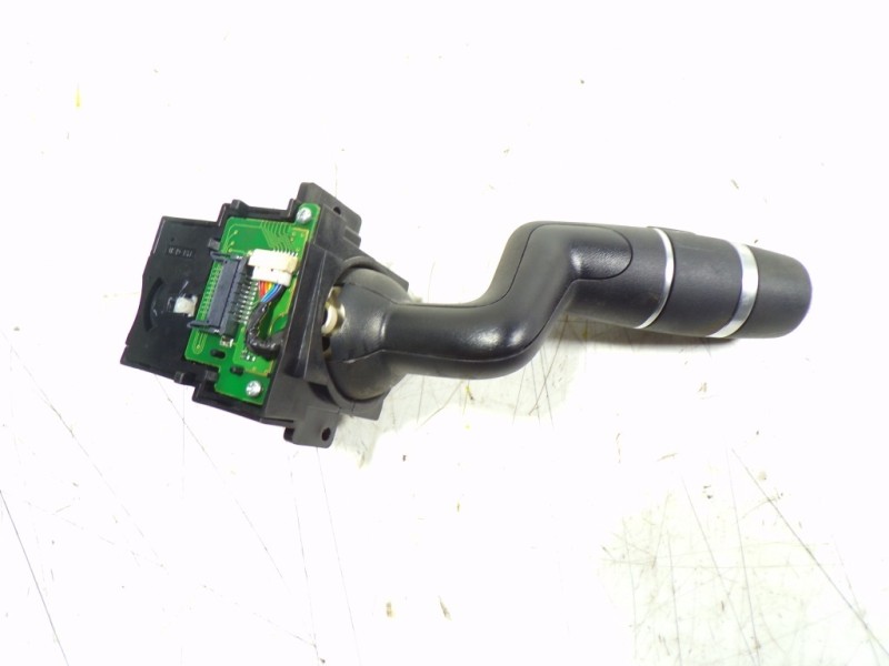 Recambio de mando luces para land rover discovery sport 2.0 td4 cat referencia OEM IAM LR024627 BJ323F972DB 