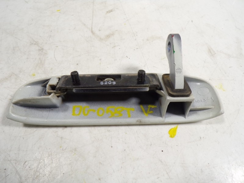 Recambio de maneta porton para mitsubishi space star (a00) 1.2 referencia OEM IAM 5810A065WC  