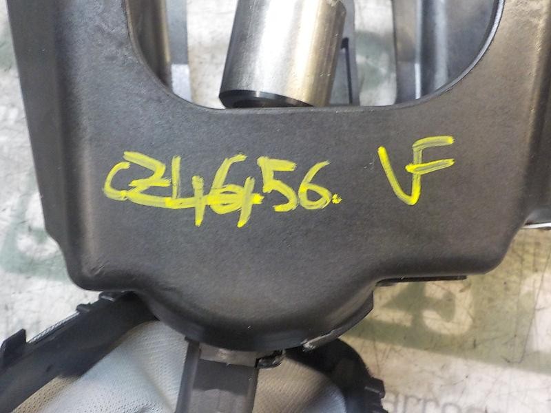 Recambio de palanca cambio para renault megane iii berlina 5 p 1.2 16v referencia OEM IAM 8201062921  