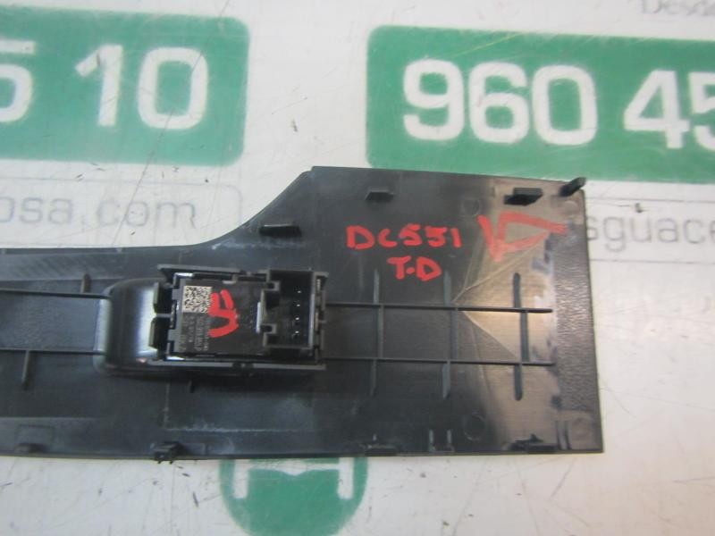 Recambio de mando elevalunas trasero derecho para seat arona style referencia OEM IAM 5G0959855PWHS  