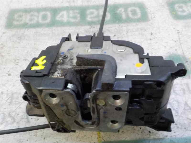 Recambio de cerradura puerta delantera izquierda para renault clio iii 1.2 16v referencia OEM IAM   