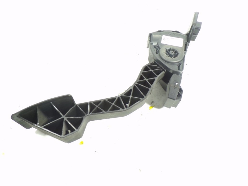 Recambio de potenciometro pedal para mitsubishi space star (a00) 1.2 referencia OEM IAM 1600A093 1600A093 6PV31202803