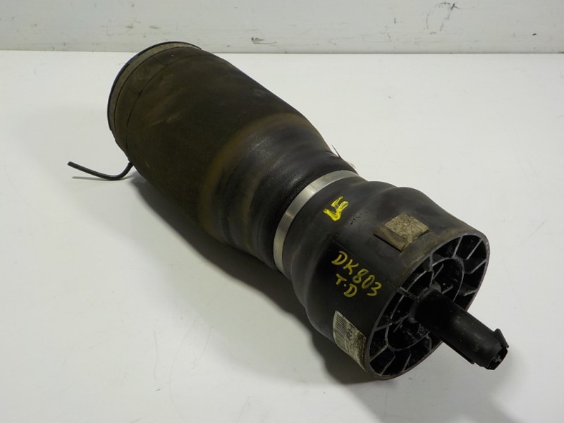 Recambio de muelle amortiguacion para land rover range rover sport hse referencia OEM IAM LR044853 DPLA5580AD 