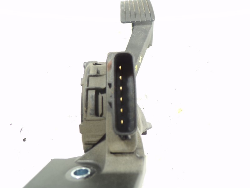 Recambio de potenciometro pedal para mitsubishi space star (a00) 1.2 referencia OEM IAM 1600A093 1600A093 6PV31202803