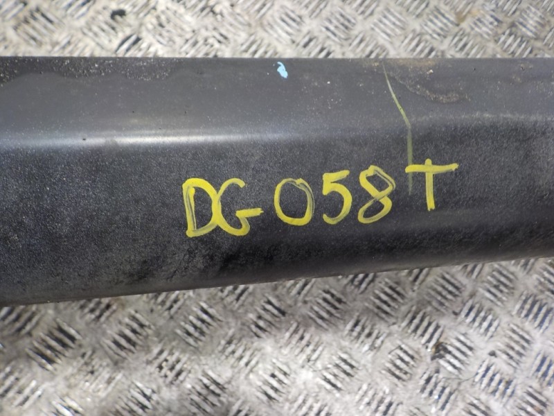 Recambio de puente trasero para mitsubishi space star (a00) 1.2 referencia OEM IAM 4120A150  