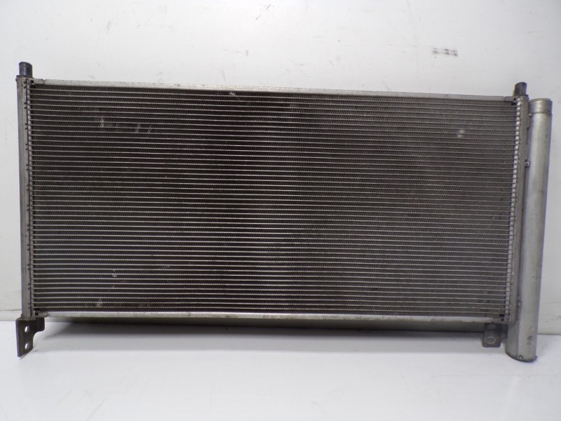 Recambio de condensador aire acondicionado para toyota auris touring sports (e18) hybrid active referencia OEM IAM 8845002430  