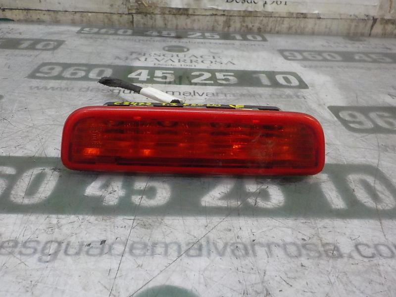 Recambio de piloto trasero central para fiat fiorino 1.3 16v jtd cat referencia OEM IAM   