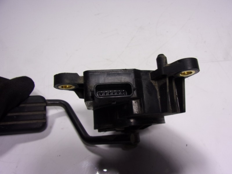 Recambio de potenciometro pedal para renault kangoo 1.5 dci diesel fap referencia OEM IAM  8200436878 