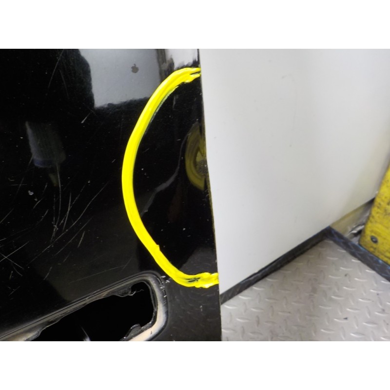 Recambio de puerta delantera izquierda para nissan navara pick-up (d40m) 2.5 dci cat referencia OEM IAM 80101EB330  