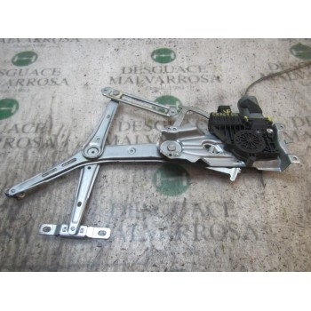 ELEVALUNAS DELANTERO DERECHO 