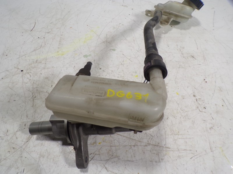 Recambio de bomba freno para ford fiesta (ccn) 1.0 ecoboost cat referencia OEM IAM 1751664  