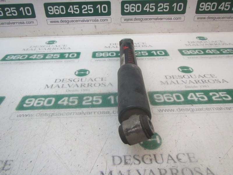 Recambio de amortiguador trasero derecho para dacia dokker express ambiance referencia OEM IAM 562107865R 562107865R 