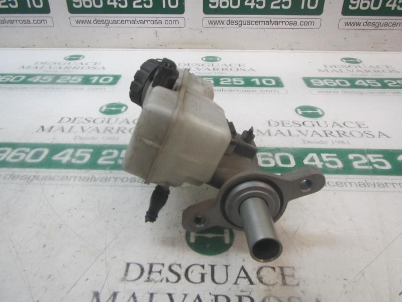 Recambio de bomba freno para dacia dokker express ambiance referencia OEM IAM 460117430R  