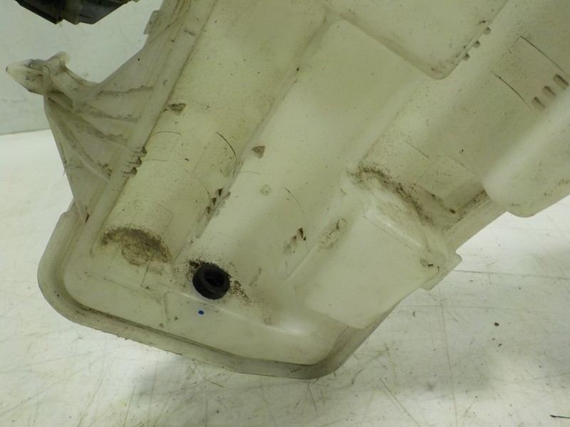 Recambio de deposito limpia para bmw serie 3 berlina (e90) 2.0 turbodiesel cat referencia OEM IAM 61667238669  