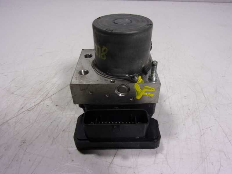 Recambio de abs para audi a1 (8xk) 1.0 tfsi referencia OEM IAM 6C0614517SBEF 6C0907379S 