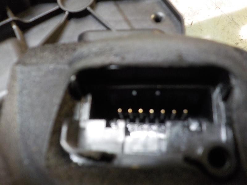 Recambio de cerradura puerta delantera izquierda para seat toledo (kg3) 1.6 tdi referencia OEM IAM 5E1837015A  