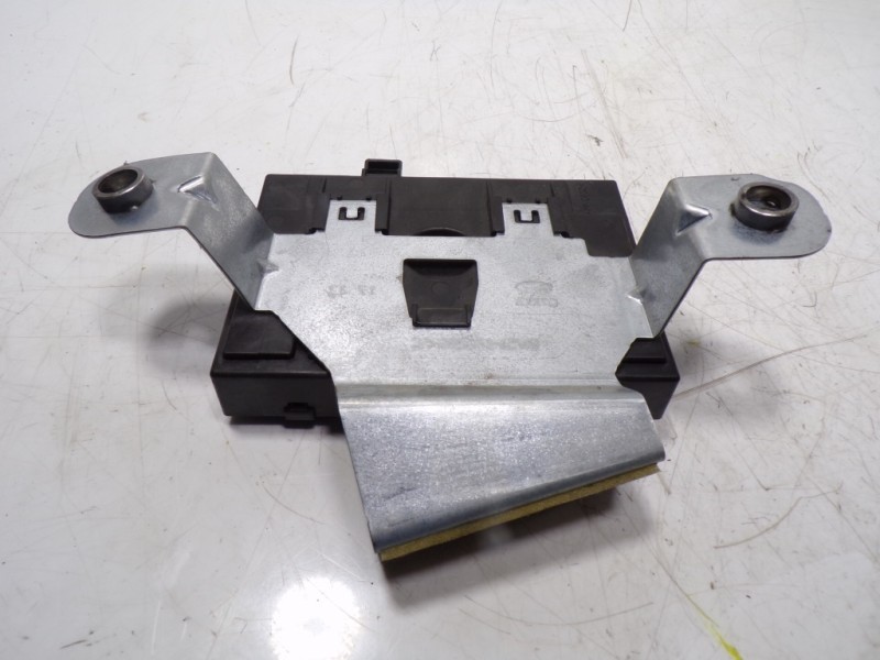 Recambio de modulo electronico para ford b-max 1.6 tdci cat referencia OEM IAM 2107388 AV1T15K600GF 