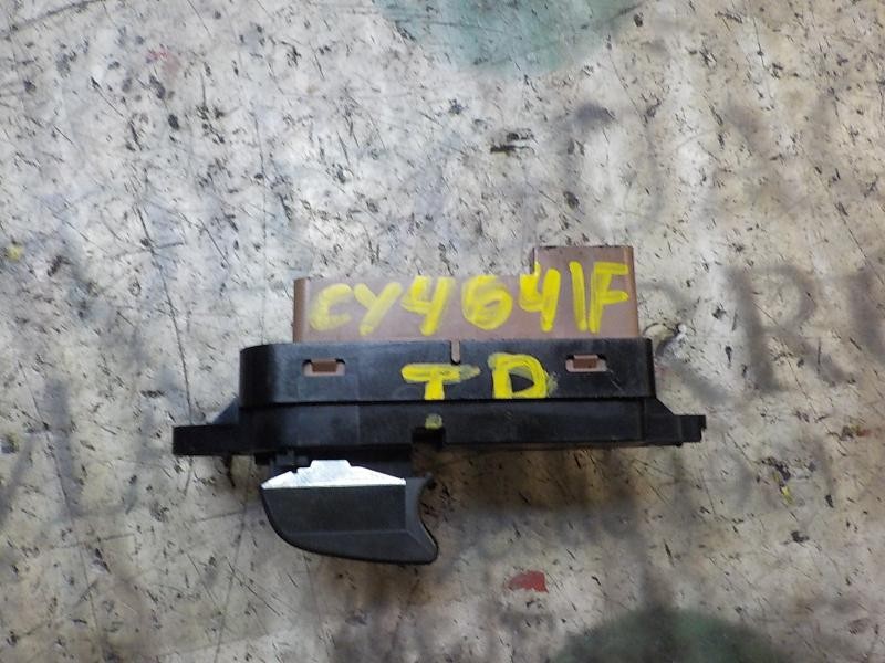 Recambio de mando elevalunas trasero derecho para mazda cx-7 (er) 2.2 turbodiesel cat referencia OEM IAM EH6366380  