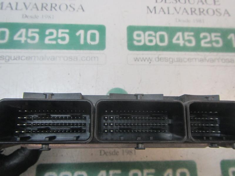Recambio de centralita motor uce para dacia dokker express ambiance referencia OEM IAM 237104128R 277102213R 0281030439