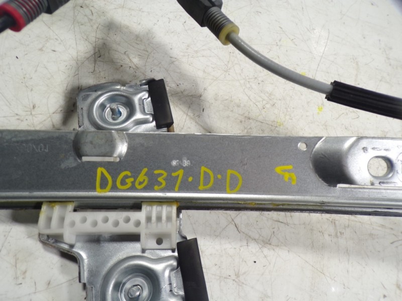 Recambio de elevalunas delantero derecho para ford fiesta (ccn) 1.0 ecoboost cat referencia OEM IAM 1837993  