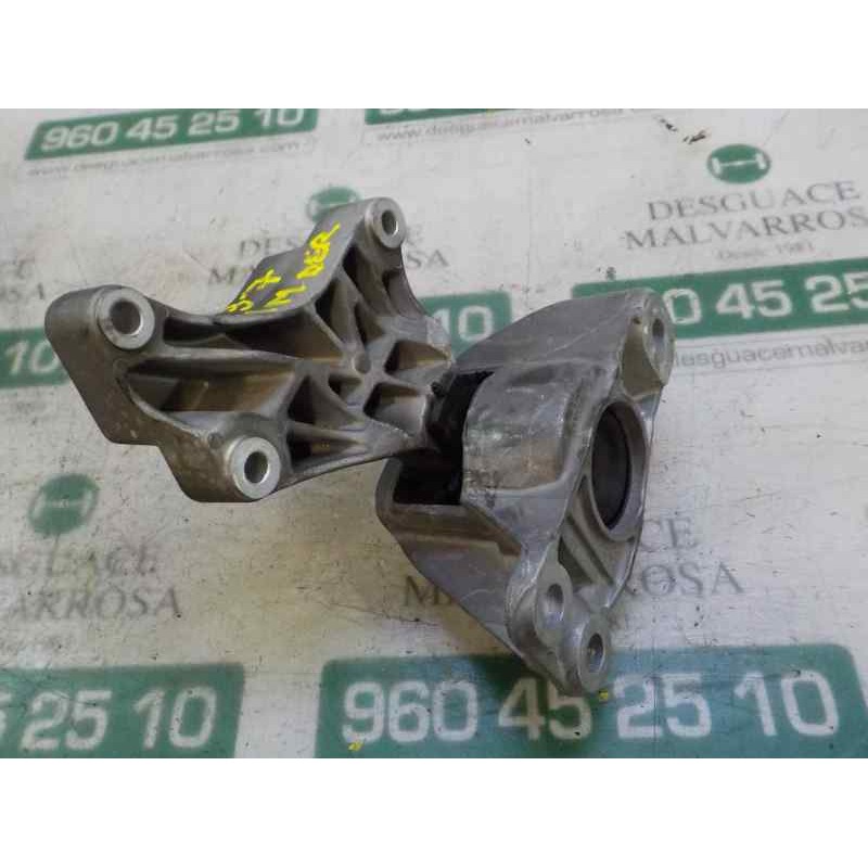 Recambio de soporte motor derecho para nissan micra v (k14) 1.0 12v cat referencia OEM IAM   
