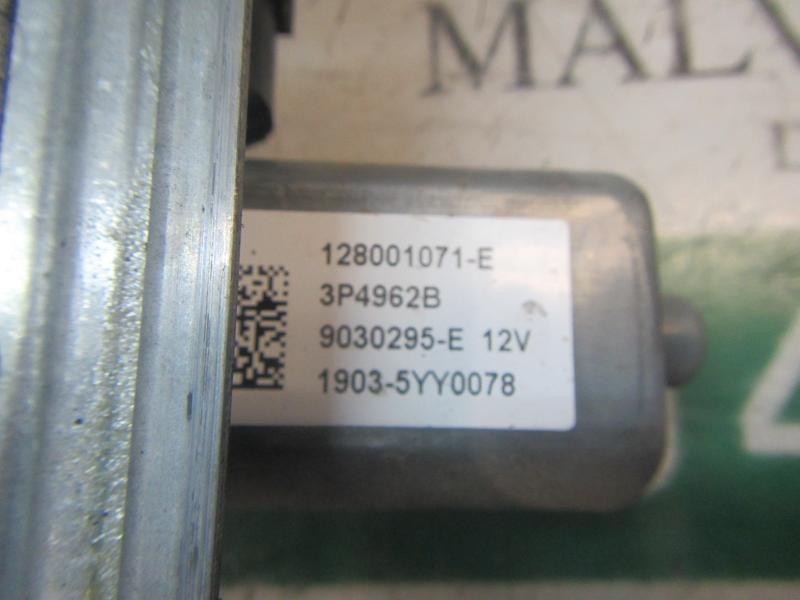 Recambio de elevalunas delantero derecho para dacia dokker express ambiance referencia OEM IAM 807209071R 128001071E 