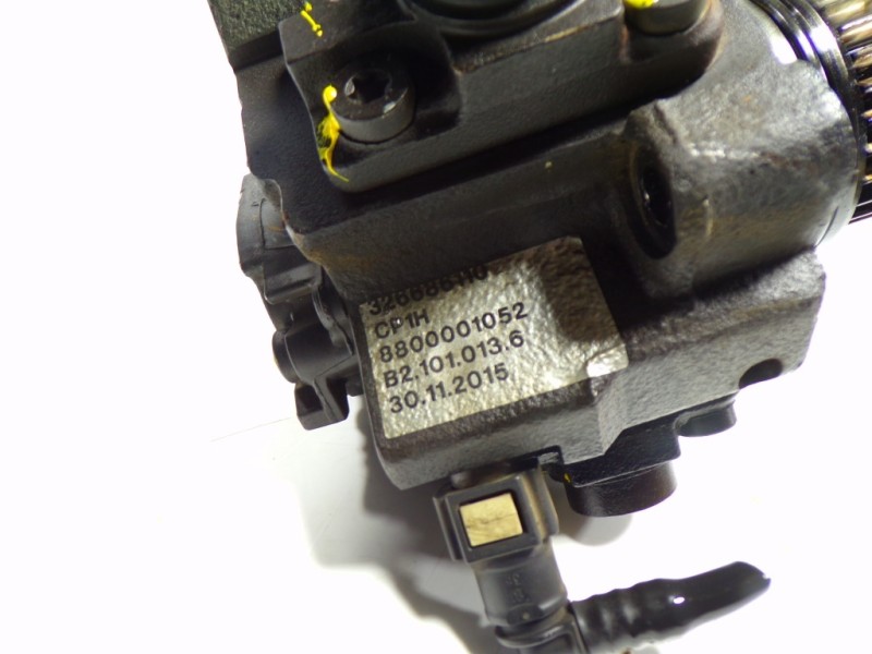 Recambio de bomba inyeccion para nissan qashqai (j10) visia referencia OEM IAM 1670000Q1E 326686110 8800001052