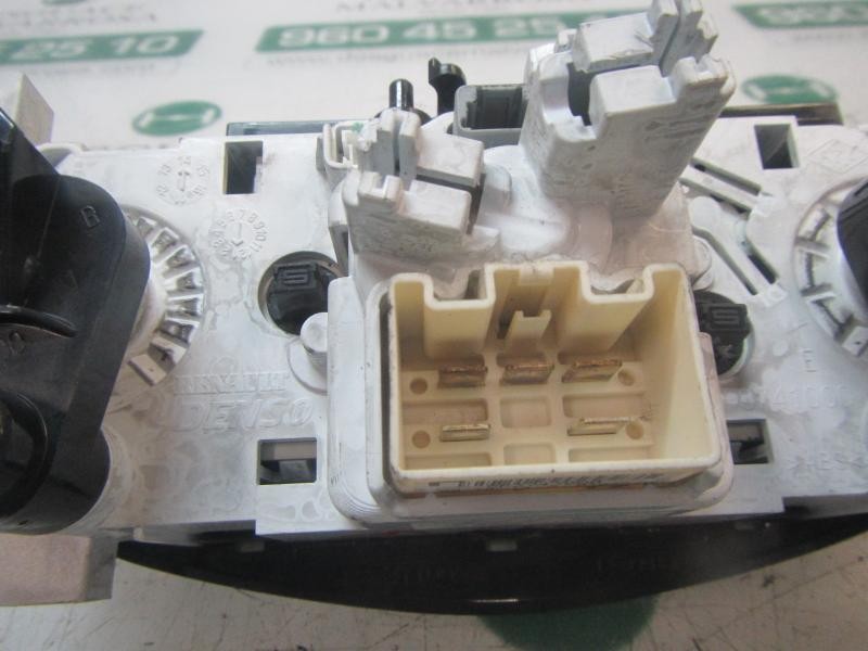 Recambio de mando calefaccion / aire acondicionado para dacia dokker express ambiance referencia OEM IAM 275101988R 5P3743000 