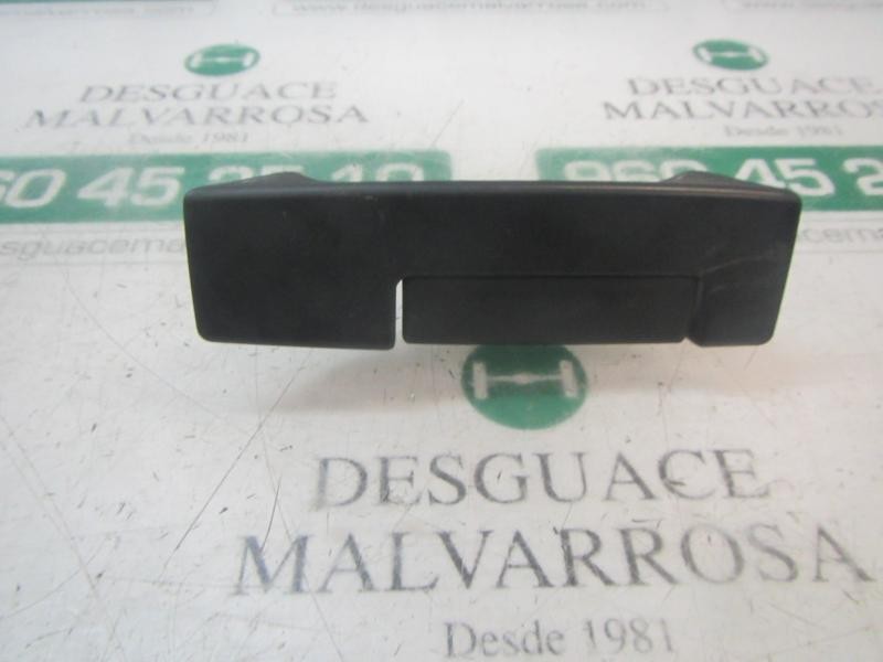 Recambio de maneta exterior lateral derecha para dacia dokker express ambiance referencia OEM IAM 806067153R  