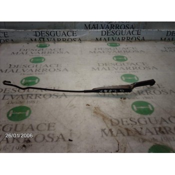 BRAZO LIMPIA DELANTERO DERECHO 