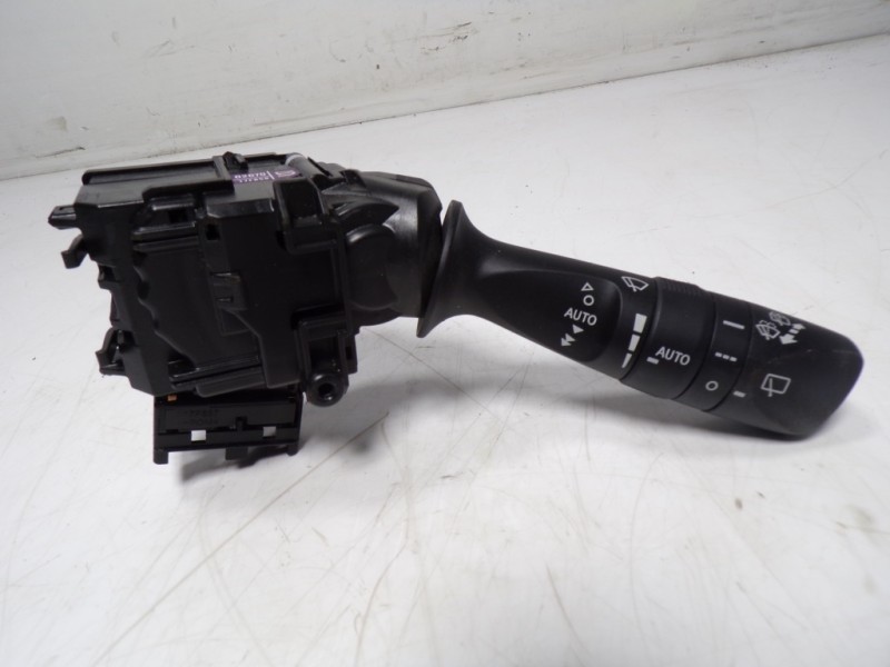 Recambio de mando limpia para toyota auris touring sports (e18) hybrid active referencia OEM IAM 8465202670 0267017F858 