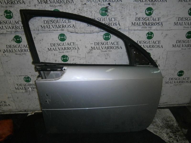 Recambio de puerta delantera derecha para smart forfour 1.5 cdi cat referencia OEM IAM A4547200408  