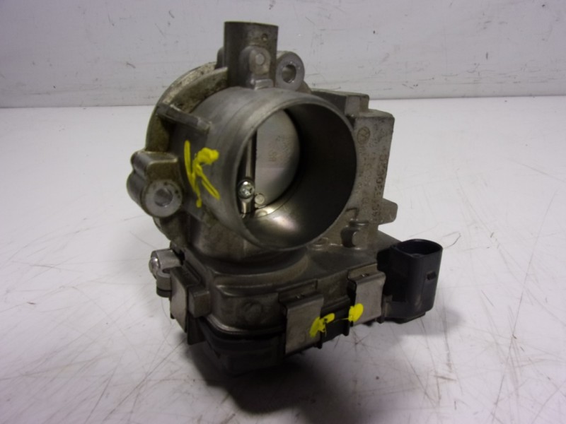 Recambio de caja mariposa para audi a1 (8xk) 1.0 tfsi referencia OEM IAM 04C133062C 04C133062C 