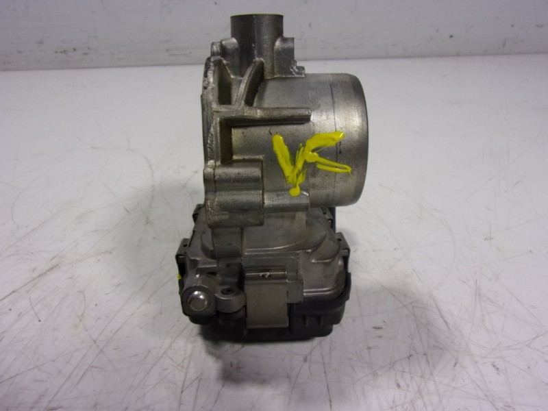 Recambio de caja mariposa para audi a1 (8xk) 1.0 tfsi referencia OEM IAM 04C133062C 04C133062C 