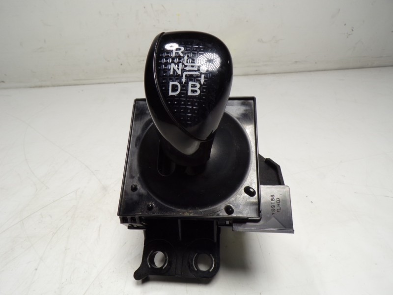 Recambio de palanca cambio para toyota auris touring sports (e18) hybrid active referencia OEM IAM 3355012J20 75C583 