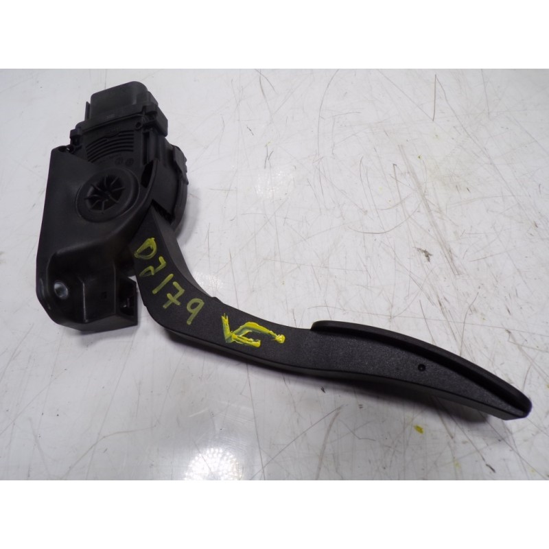 Recambio de potenciometro pedal para ford b-max 1.6 tdci cat referencia OEM IAM 2120072 8V219F836AB 