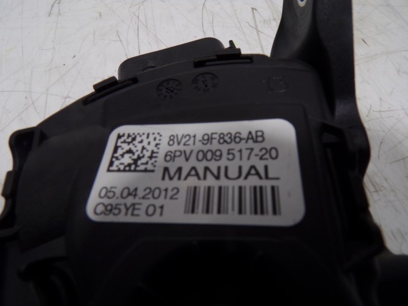 Recambio de potenciometro pedal para ford b-max 1.6 tdci cat referencia OEM IAM 2120072 8V219F836AB 