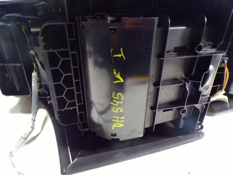 Recambio de apoyabrazos central para mercedes-benz clase cls (w219) 3.0 cdi cat referencia OEM IAM A21968004509E44  