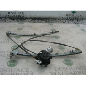 ELEVALUNAS DELANTERO DERECHO 