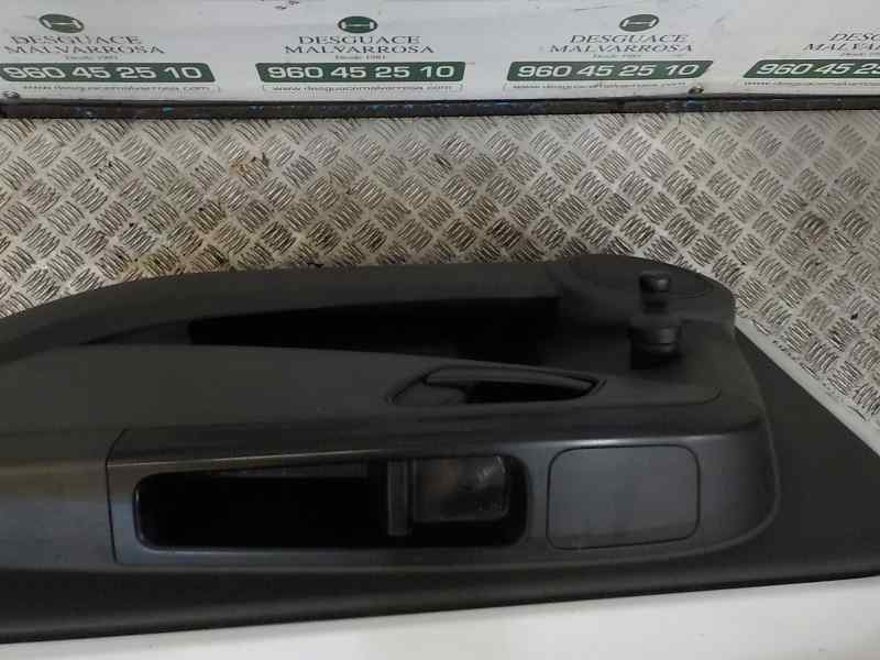 Recambio de puerta delantera derecha para peugeot bipper 1.4 hdi referencia OEM IAM   