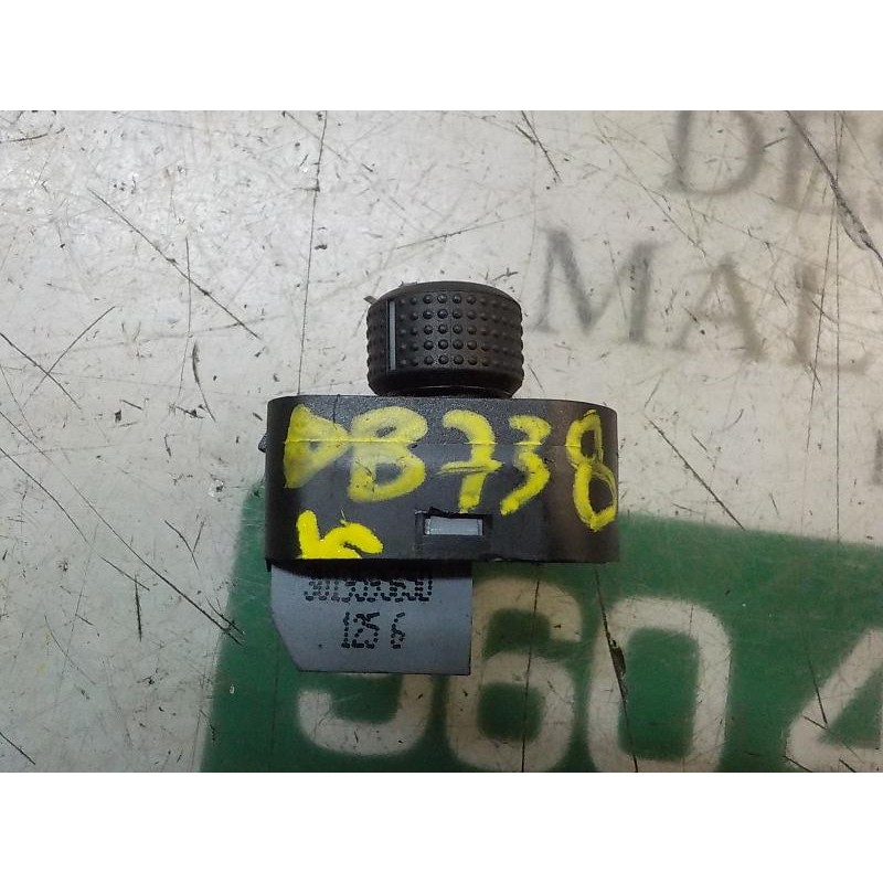 Recambio de mando retrovisor para skoda superb (3u4) 2.5 v6 tdi cat (bdg) referencia OEM IAM   