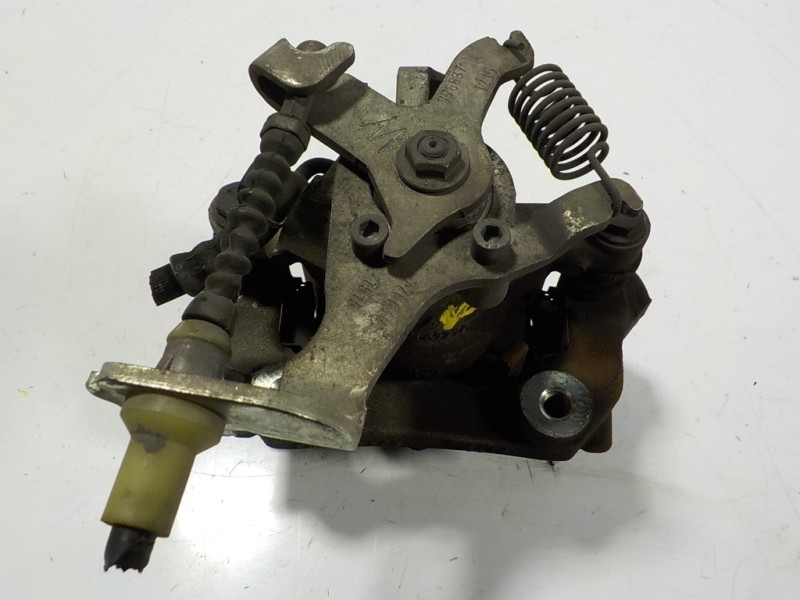 Recambio de pinza freno trasera derecha para toyota auris touring sports (e18) hybrid active referencia OEM IAM 4783002261  