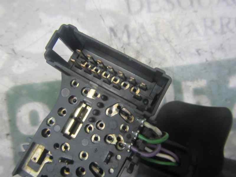 Recambio de mando luces para renault clio ii fase ii (b/cb0) 1.5 dci diesel referencia OEM IAM   