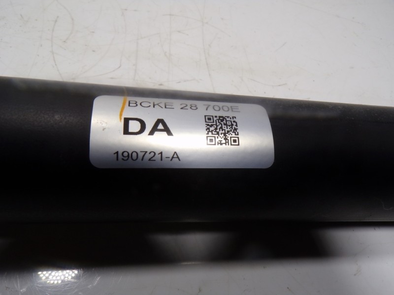 Recambio de amortiguador trasero derecho para mazda 3 berlina (bp) evolution referencia OEM IAM  190721A 