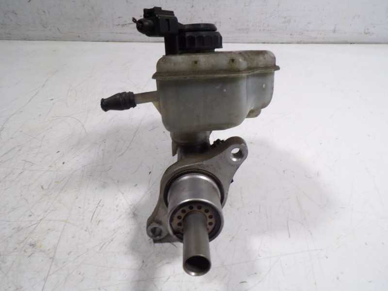 Recambio de bomba freno para volkswagen caddy furgón/kombi maxi kombi bmt referencia OEM IAM 1K1614019L 1K1611301 