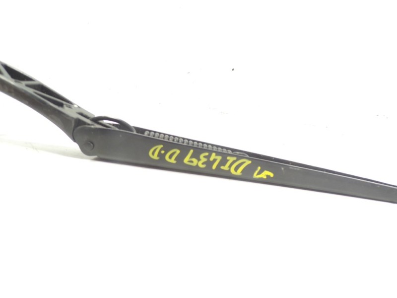 Recambio de brazo limpia delantero derecho para volkswagen caddy furgón/kombi maxi kombi bmt referencia OEM IAM 2K1955410C  