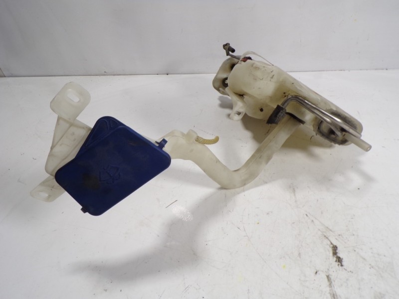 Recambio de deposito limpia para mercedes-benz clase cls (w219) 3.0 cdi cat referencia OEM IAM A2118690120  