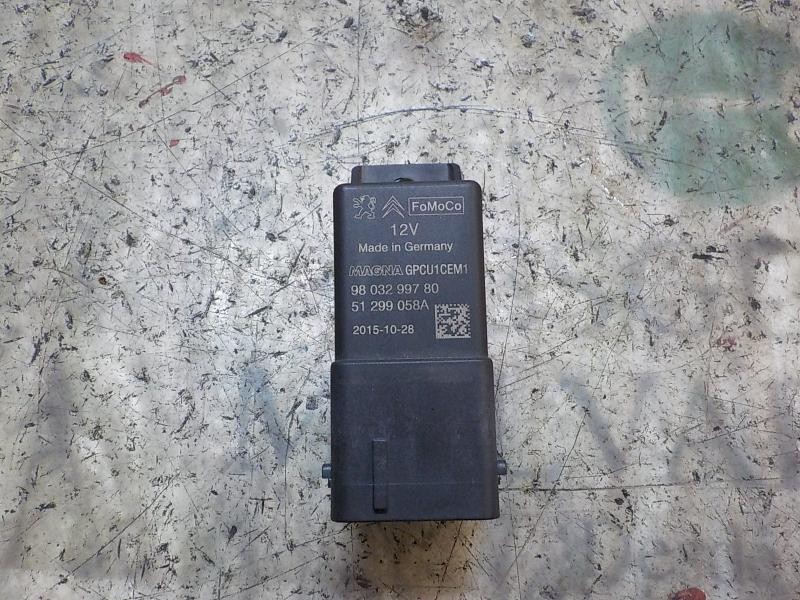 Recambio de caja precalentamiento para peugeot 508 access referencia OEM IAM 9803299780 9803299780 