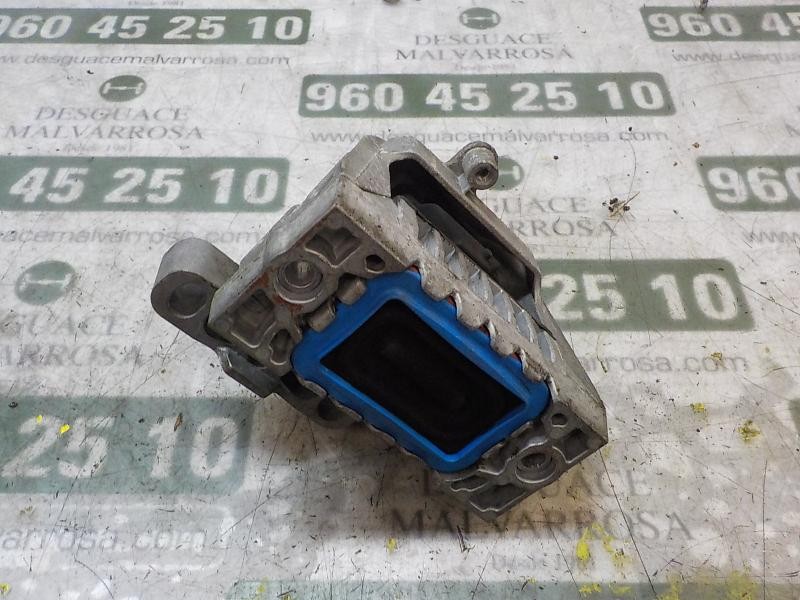 Recambio de soporte motor derecho para seat leon (1p1) 1.9 tdi referencia OEM IAM 1K0199262AS  